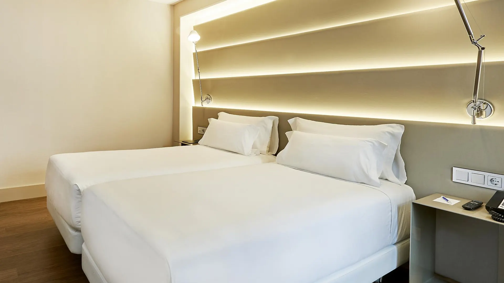 Nh Sants Barcelona Hotel Spanje