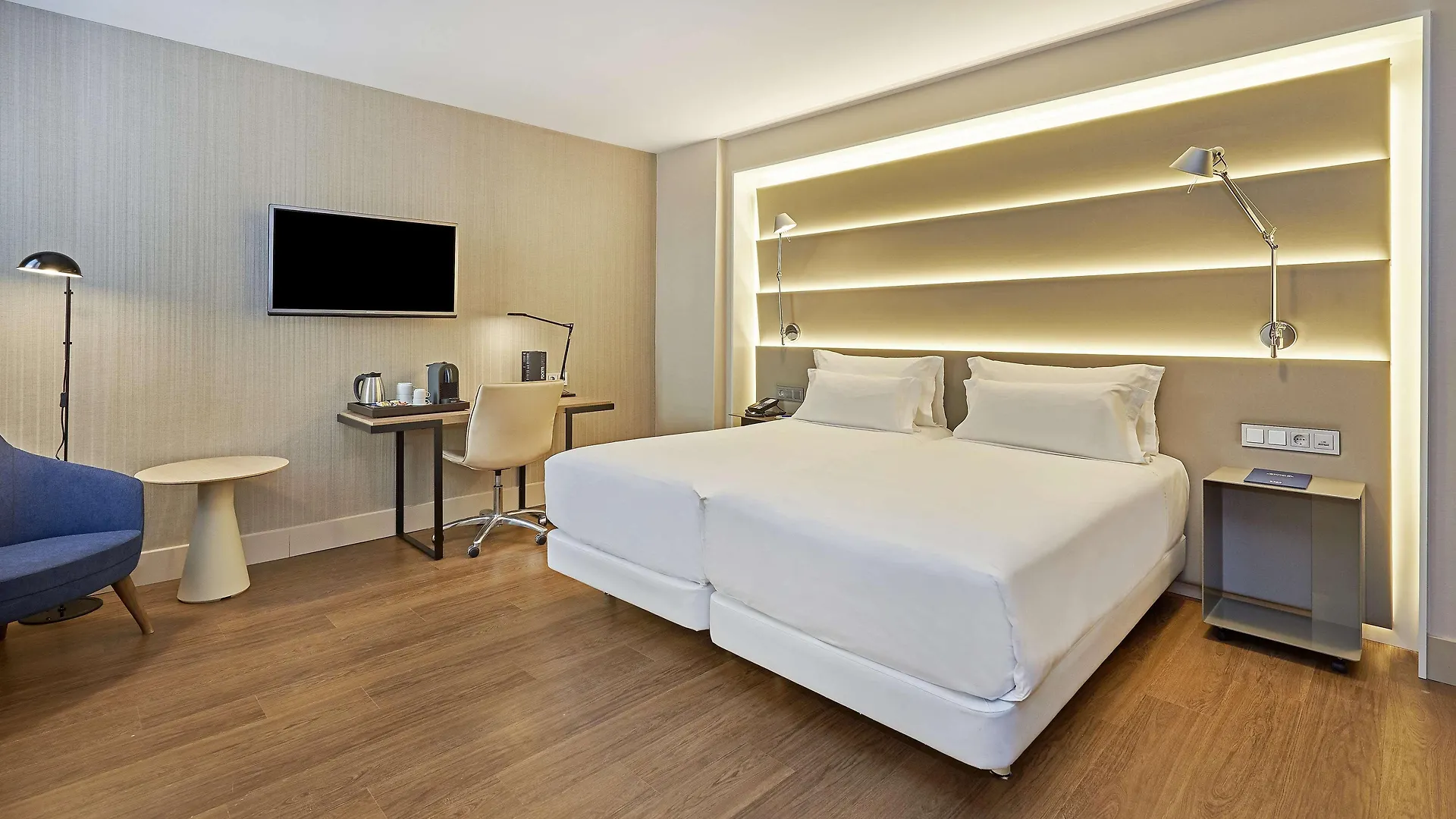 Nh Sants Barcelona Otel