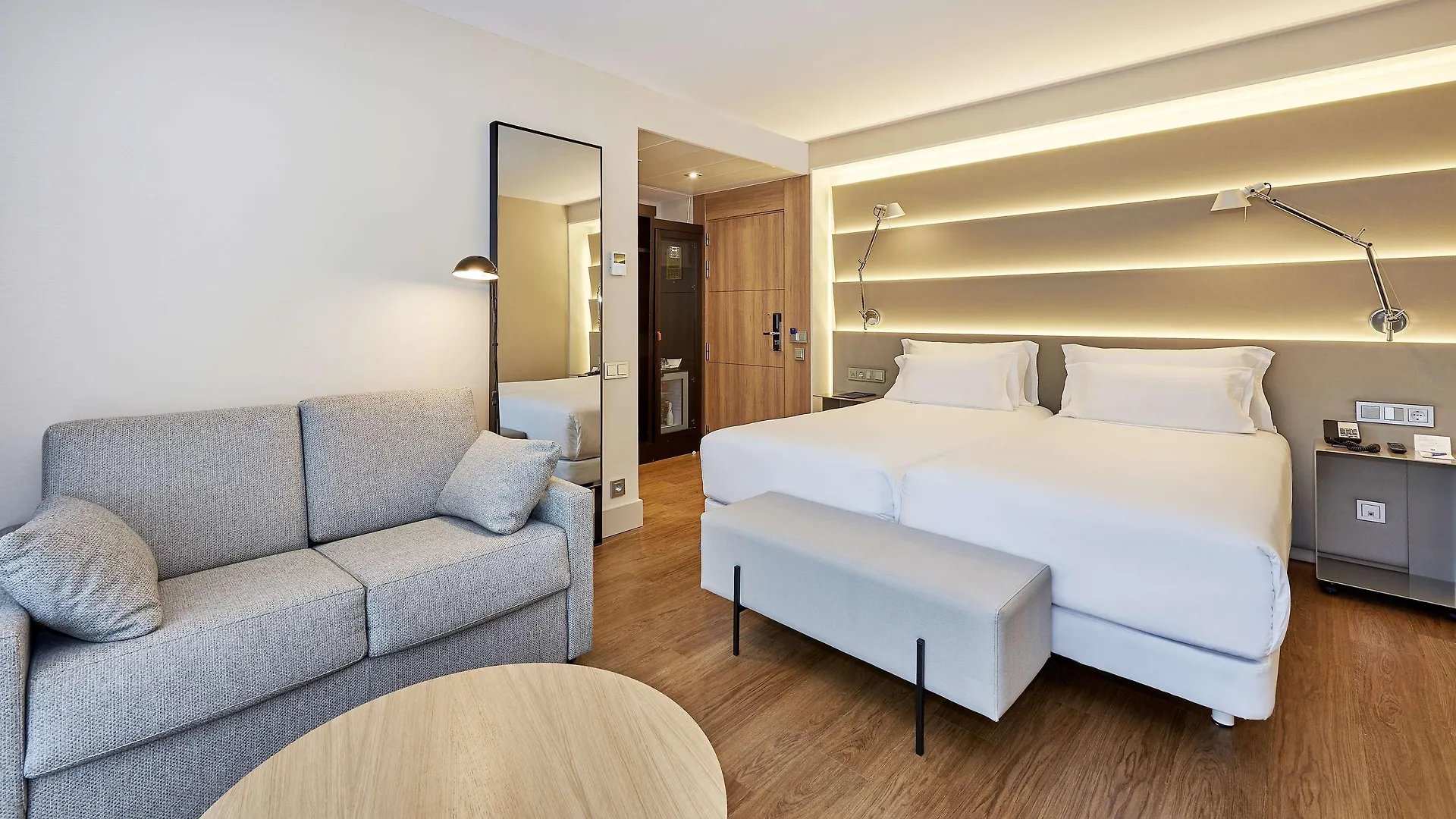Nh Sants Barcelona Otel