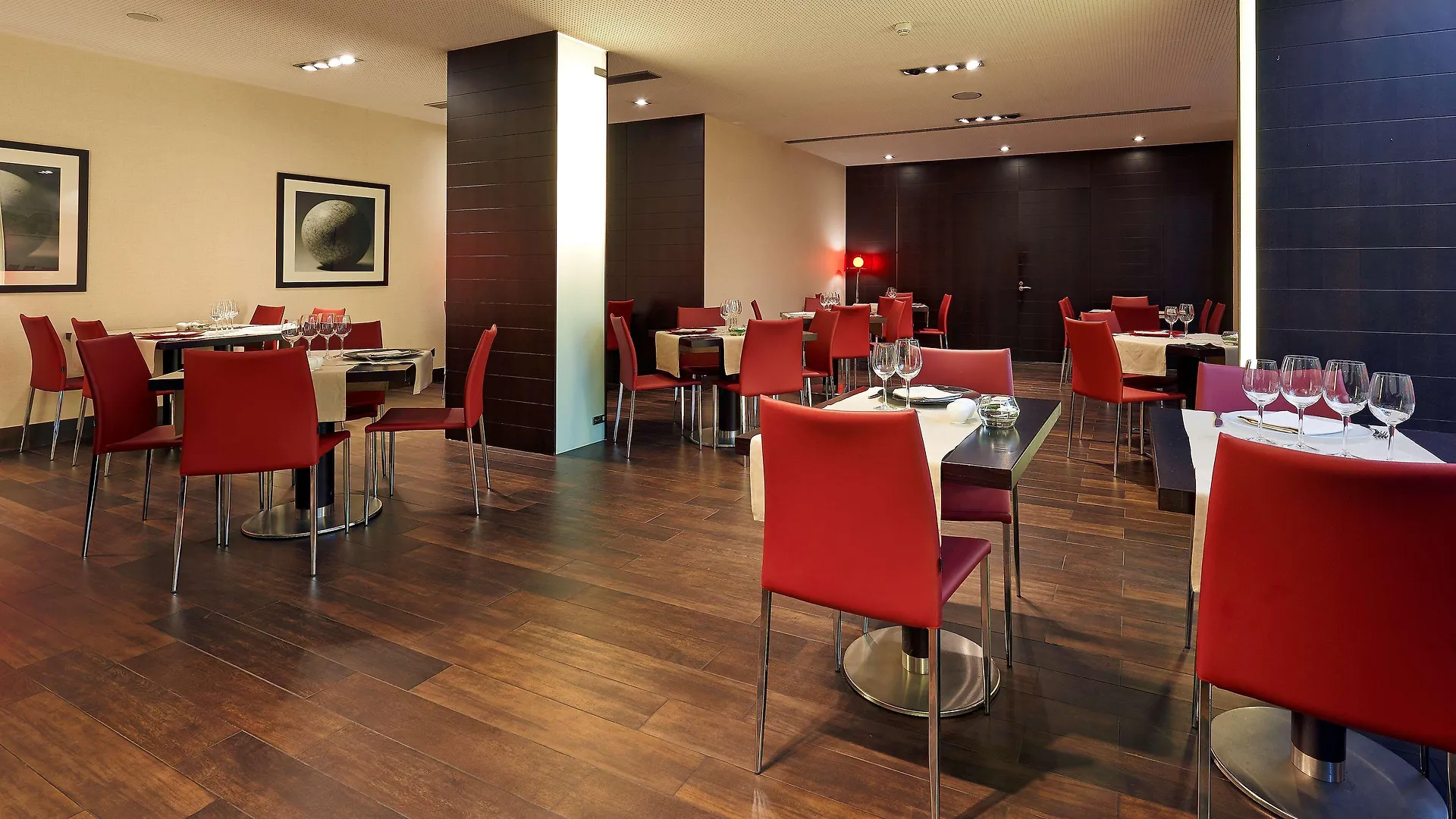 Nh Sants Barcelona Otel 4*,