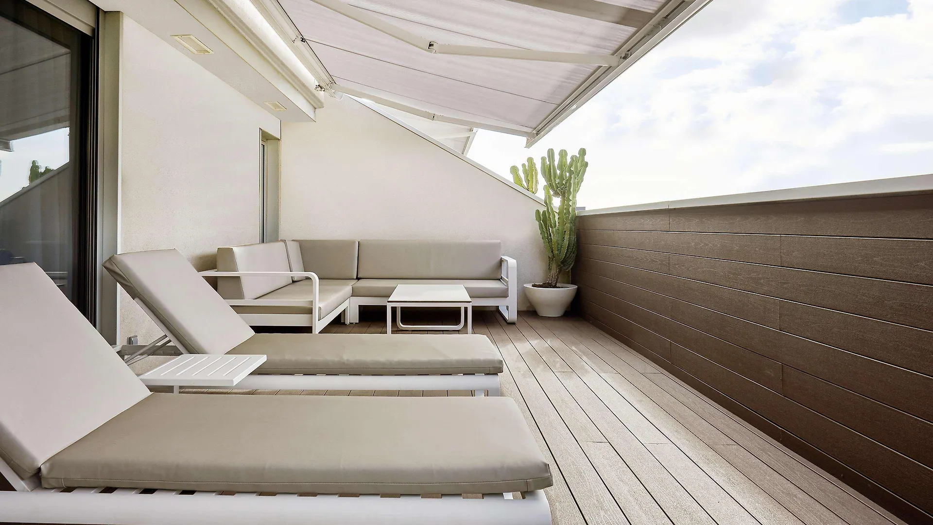 ****  Nh Sants Barcelona Otel İspanya