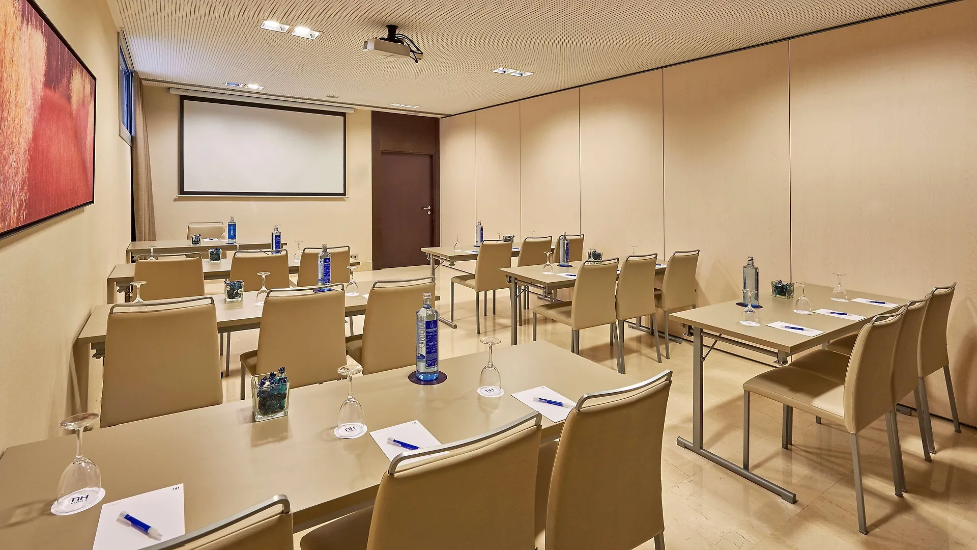 Nh Sants Barcelona Otel