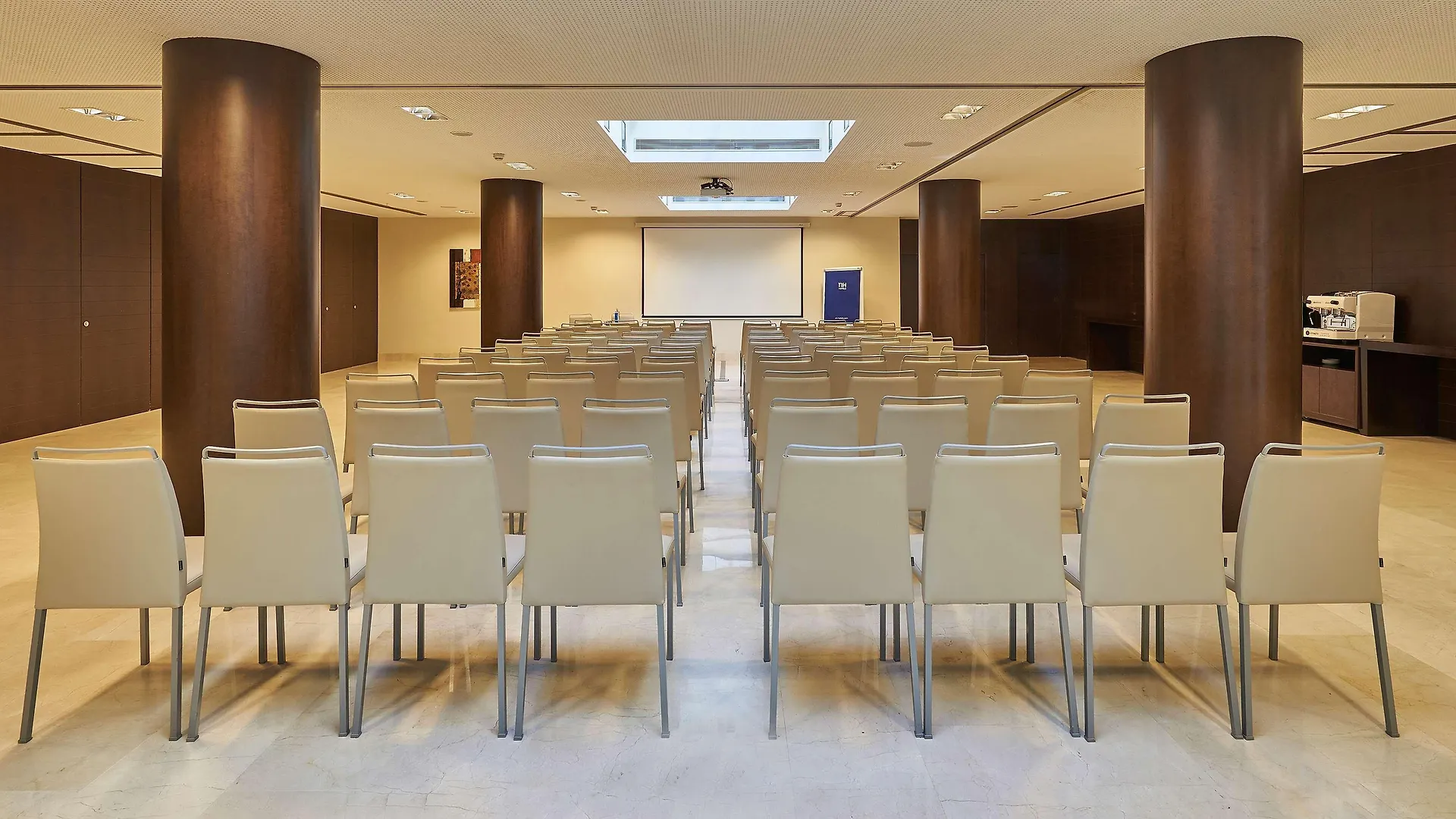 Nh Sants Barcelona Otel
