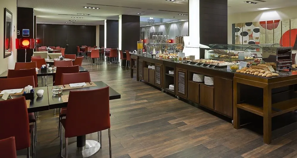 Nh Sants Barcelona Otel 4*,